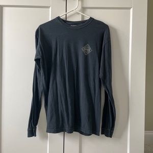 NATURE BACKS LONG SLEEVE T- Shirt